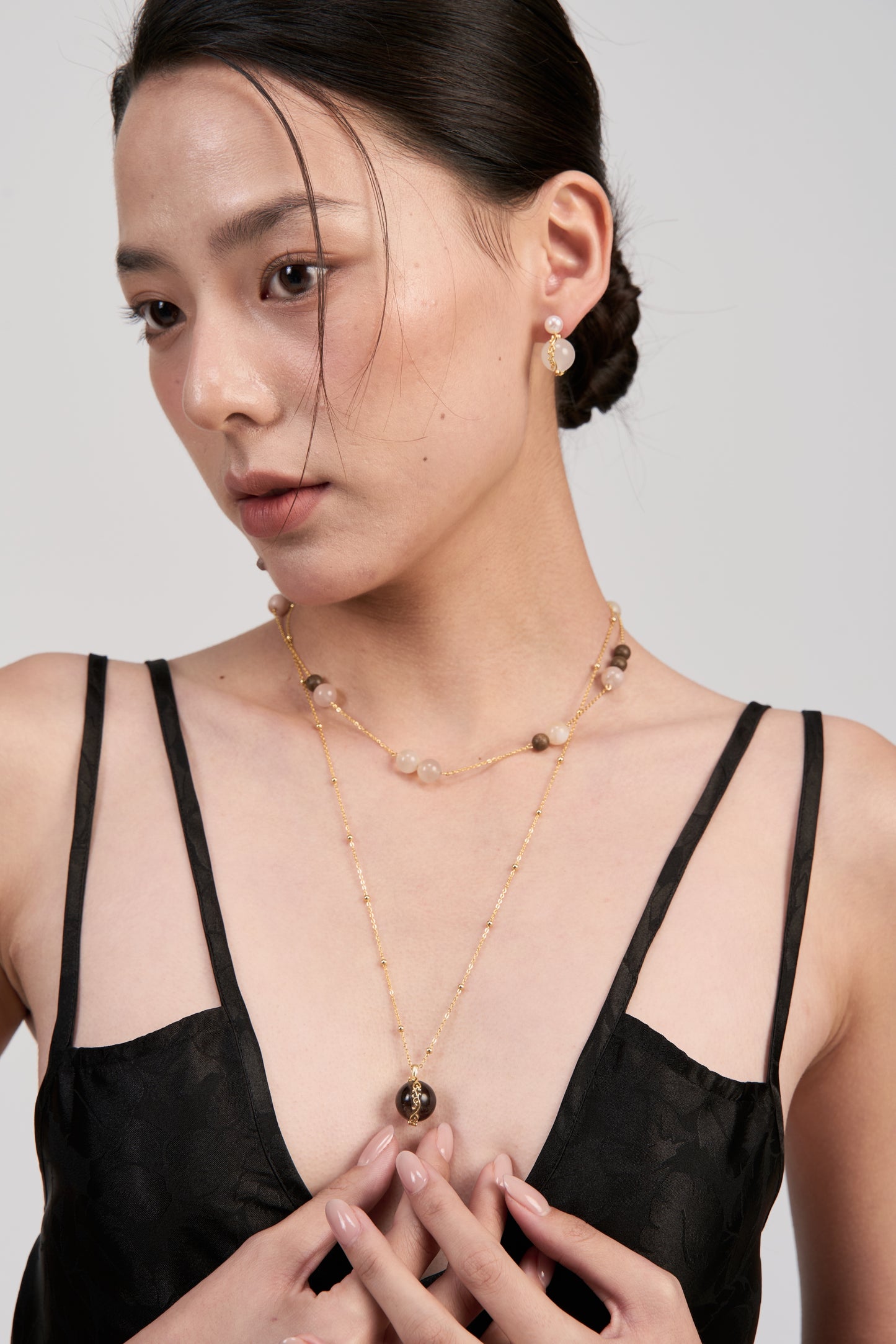 Tea Brown Vine-Set Layered Necklace (Gold)