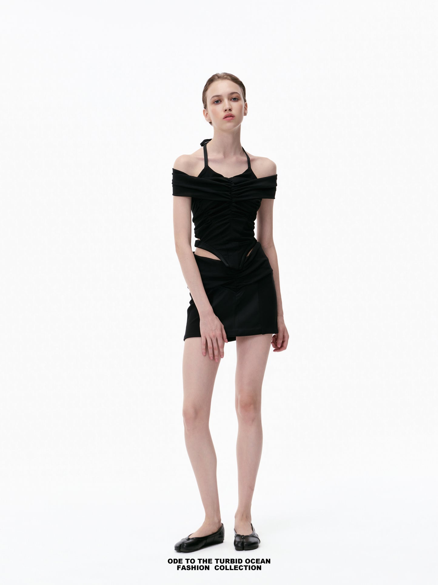 Luxury Black Wool-Blend Pleated Skirt