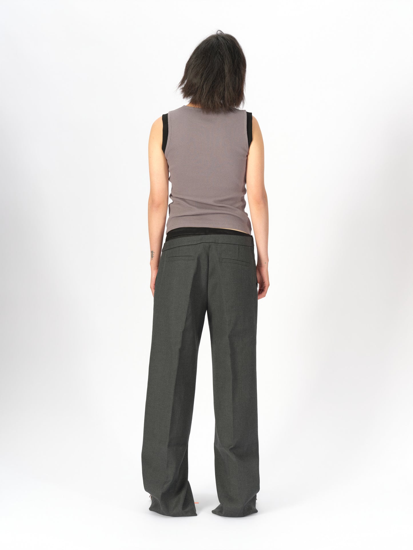Contrast Ribbed Raw-Edge Tank