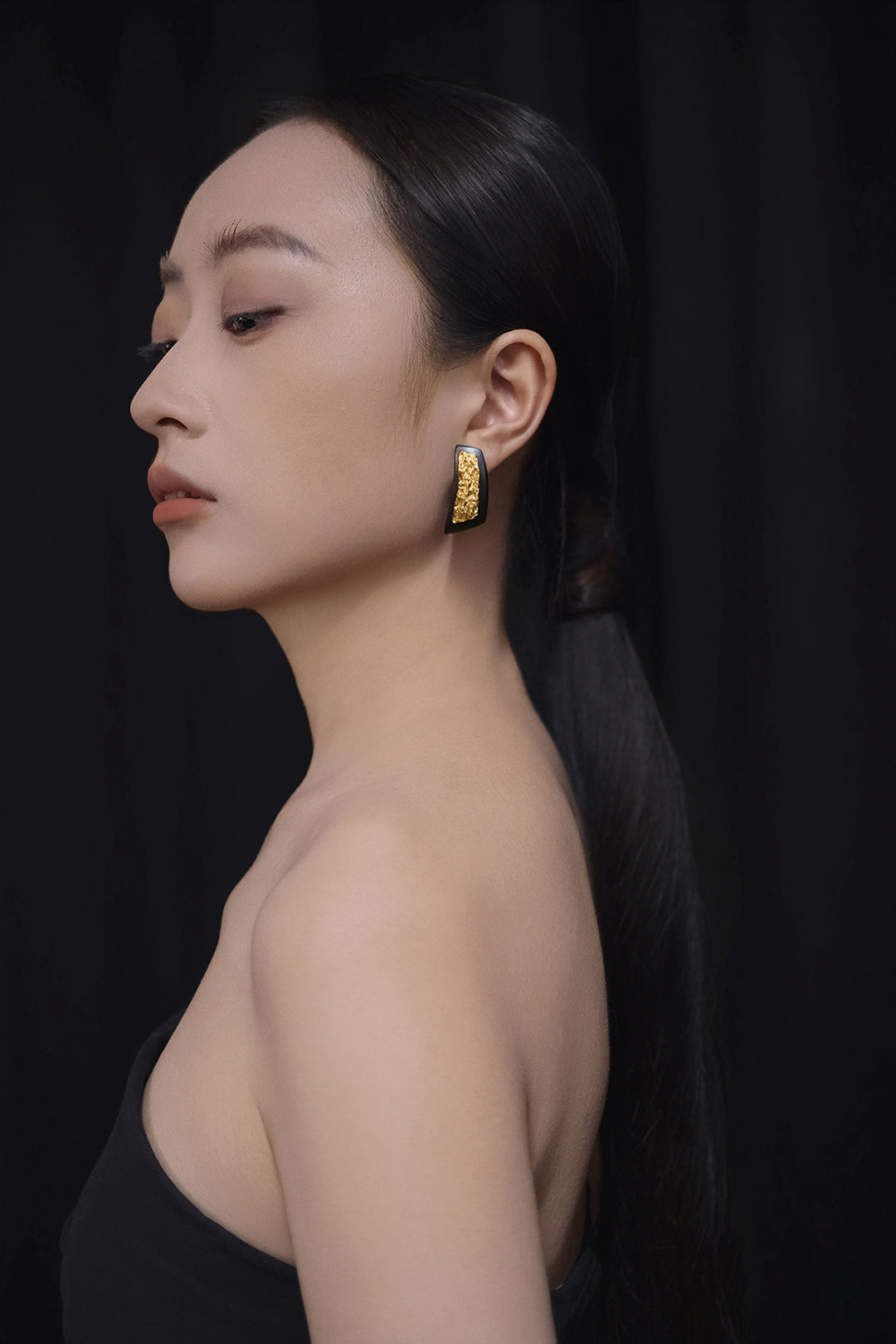 Li Realm Moon Ebony Boat Shadow Earring Ebony Ear Stud Silver 23K Thick Gold Plated