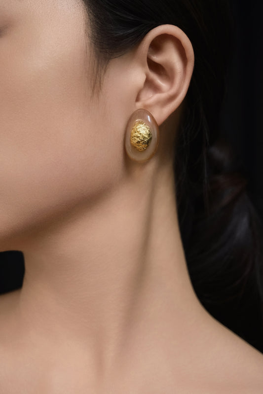Frozen Time Cocoon Whisper Horn Ear Stud