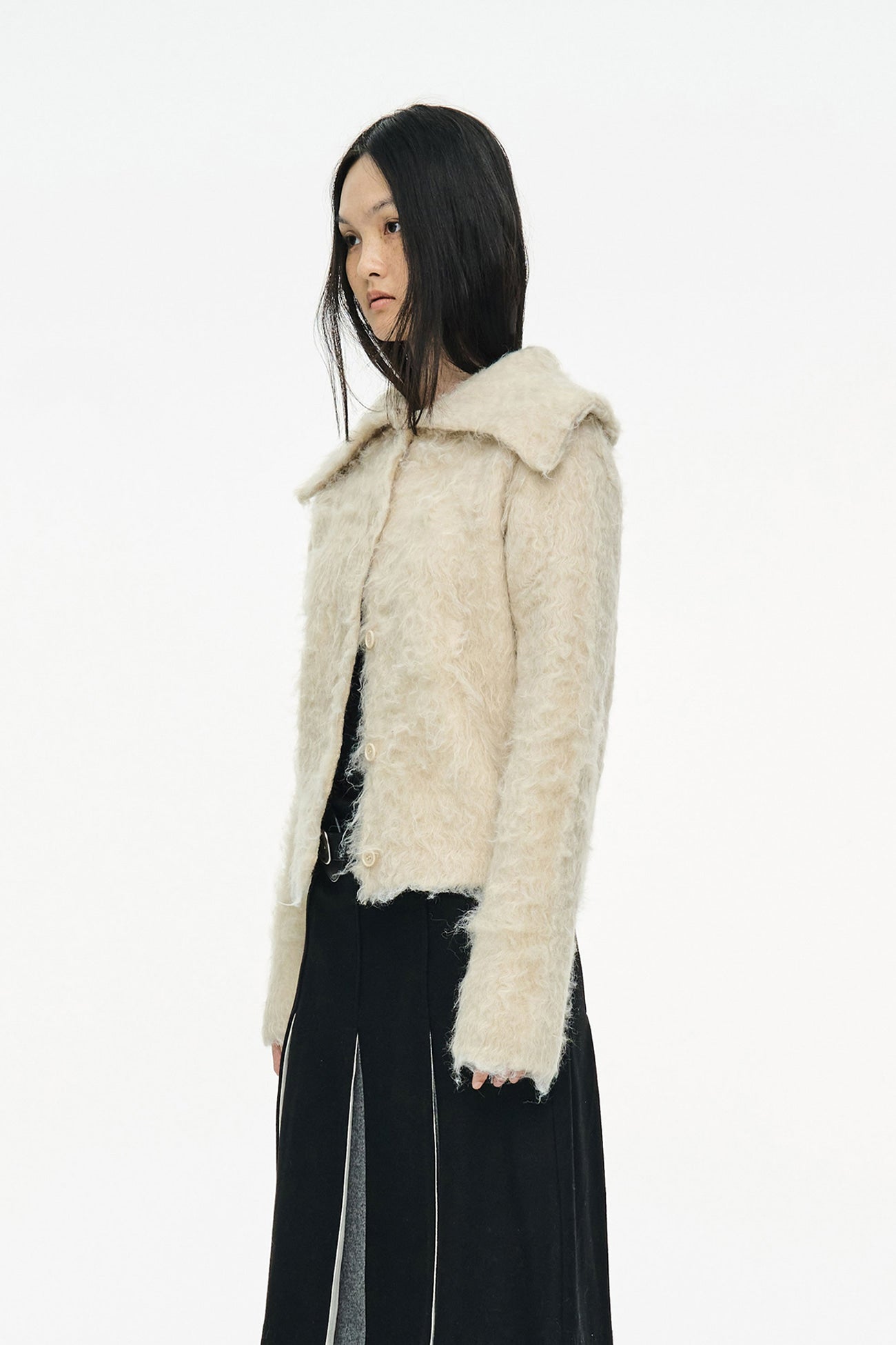 HAIRY COLLAR CARDIGAN / IVORY