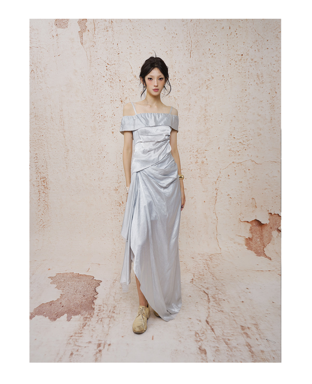 Magic Whisper Off-Shoulder Maxi Dress with Detachable Straps