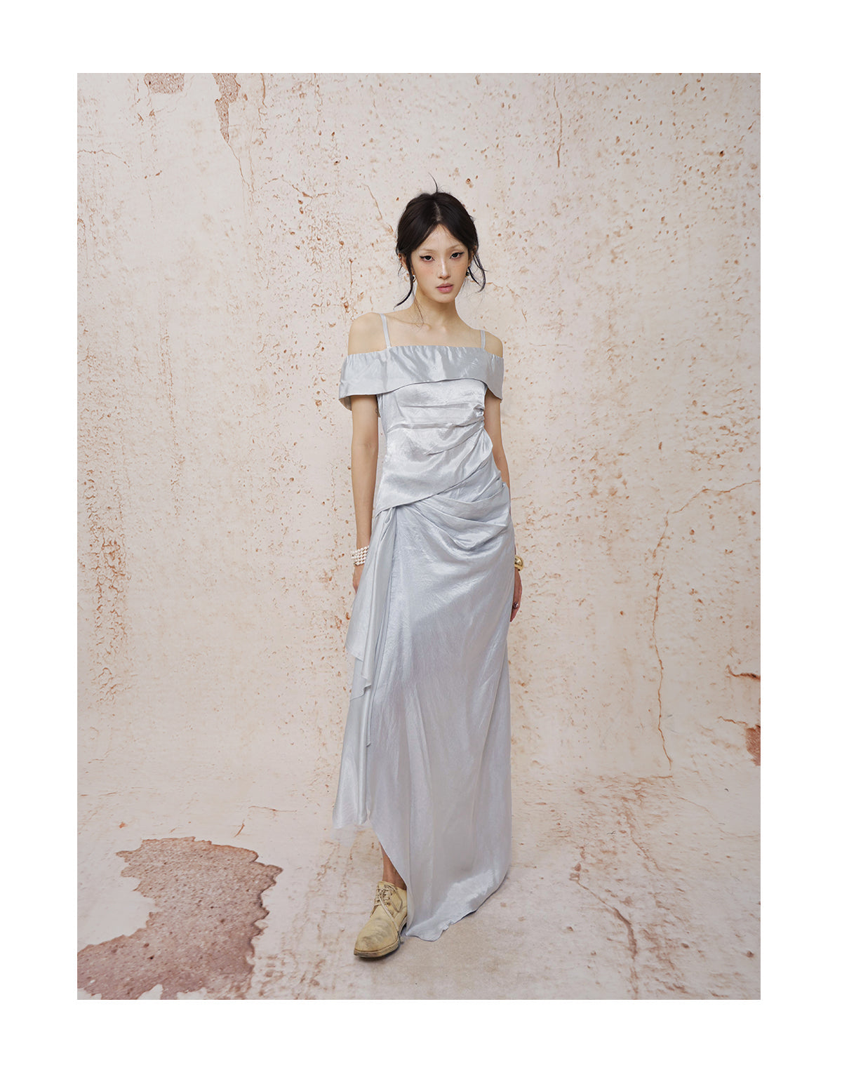 Magic Whisper Off-Shoulder Maxi Dress with Detachable Straps
