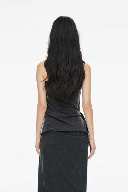 LAYERED FLARE TOP / CHARCOAL