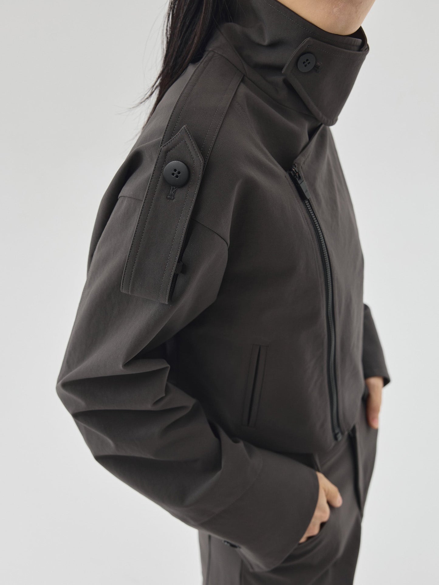 Shoulder Strap Cropped Jacket