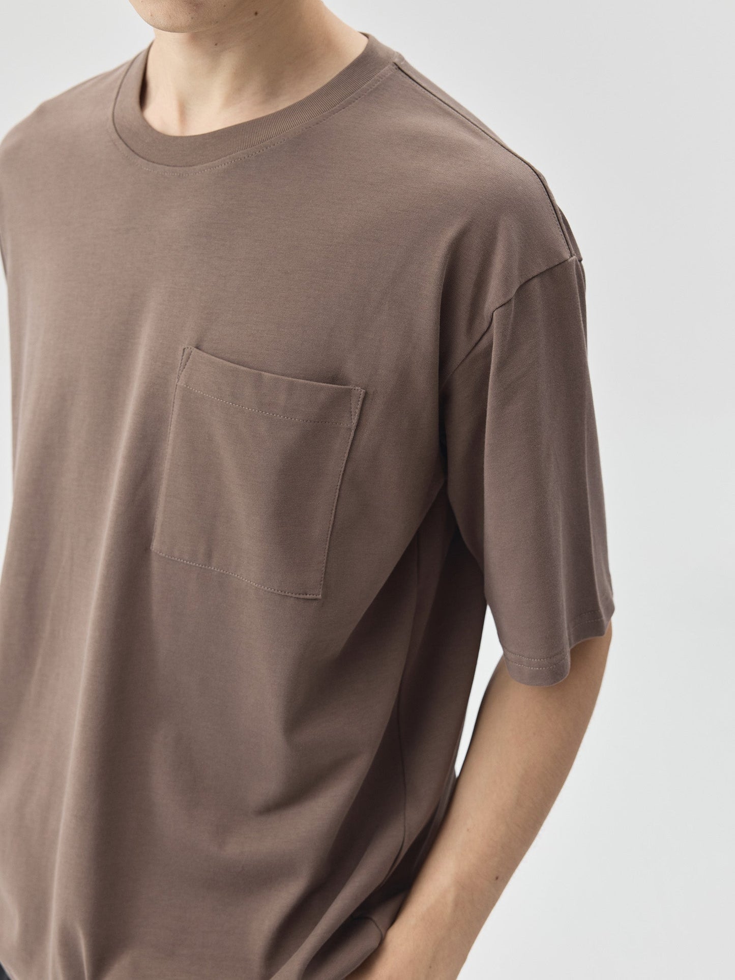 Solid Pocket Short-Sleeve T-Shirt