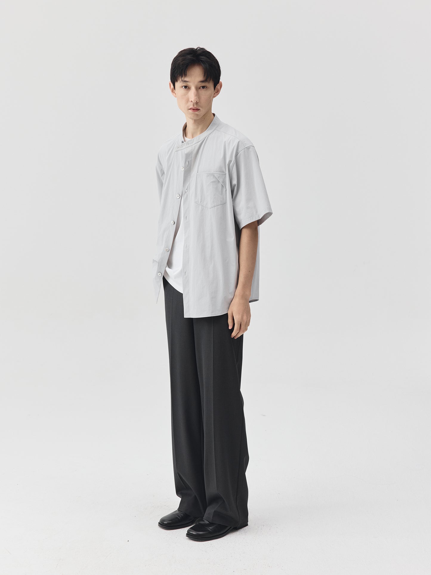 Relaxed Stand Collar Short-Sleeve Shirt