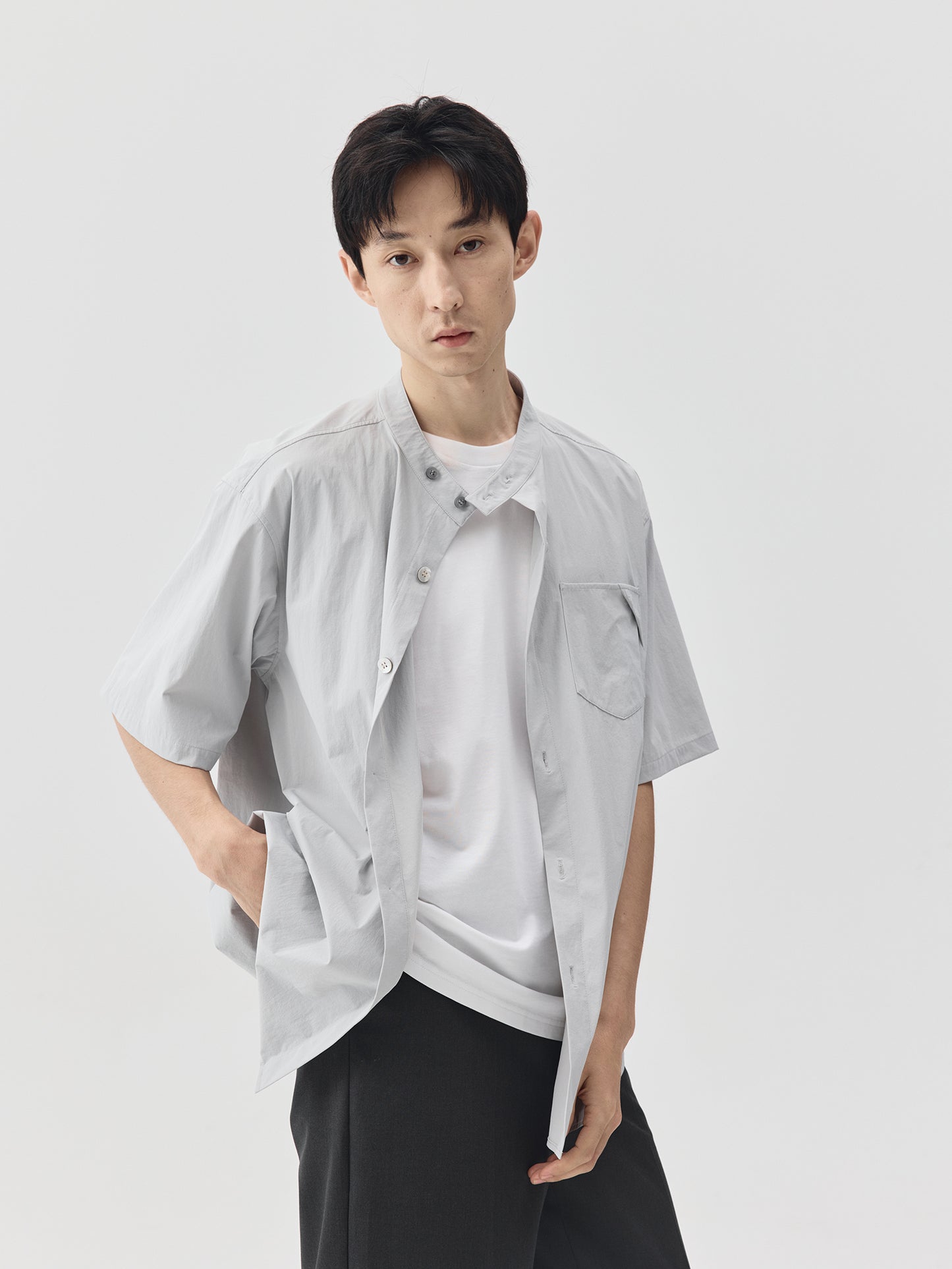 Relaxed Stand Collar Short-Sleeve Shirt