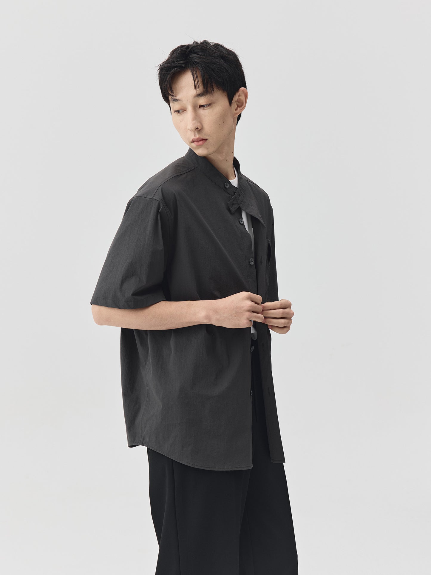 Relaxed Stand Collar Short-Sleeve Shirt