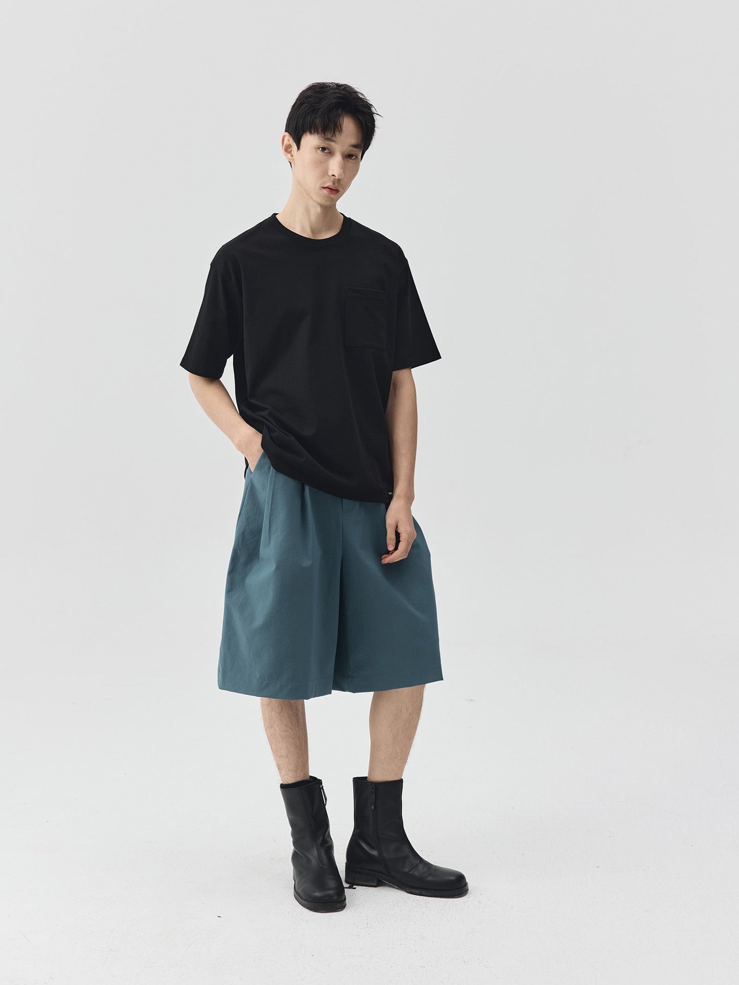 Solid Pocket Short-Sleeve T-Shirt