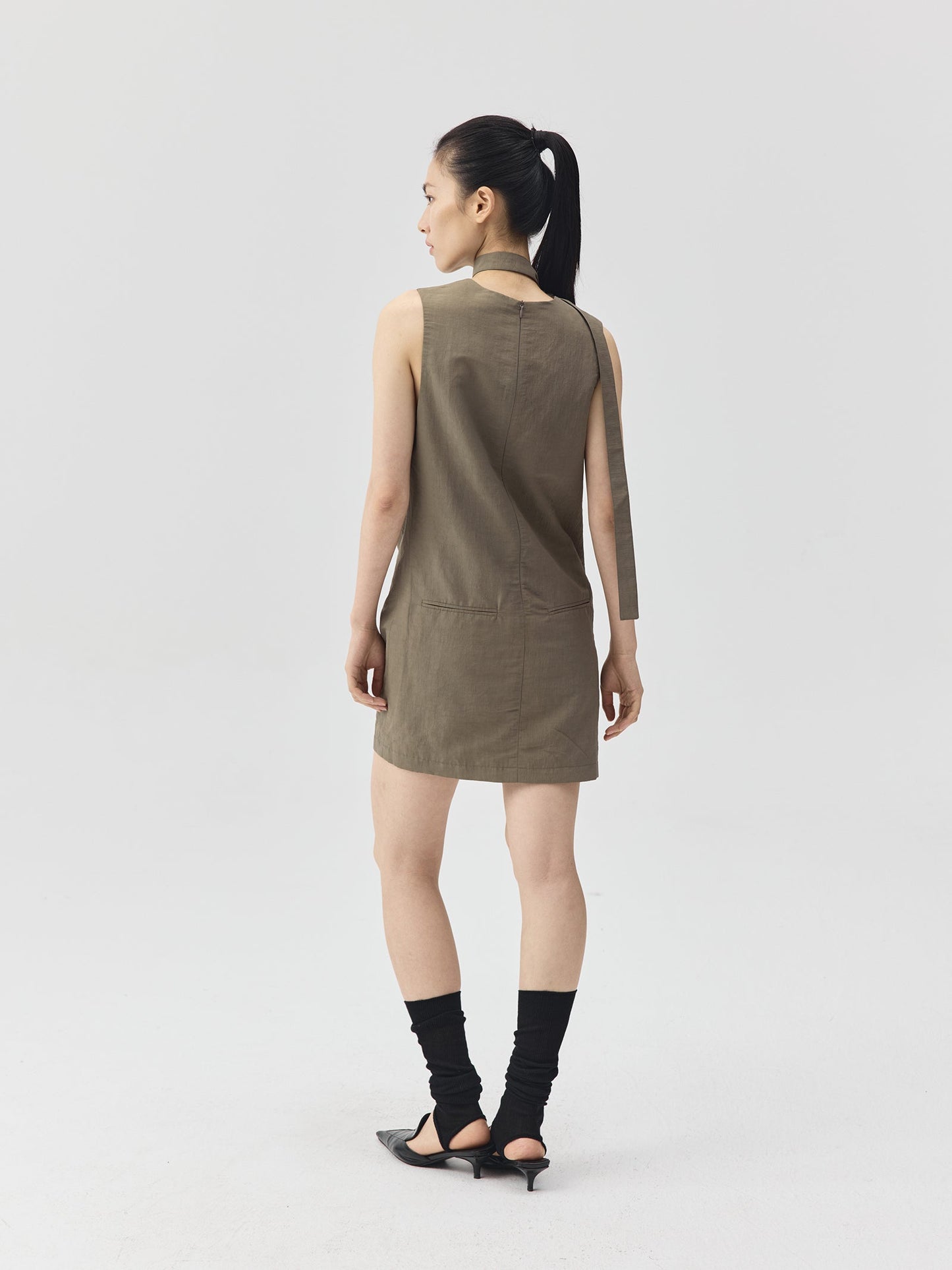 Draped Collar Linen-Blend Short Dress