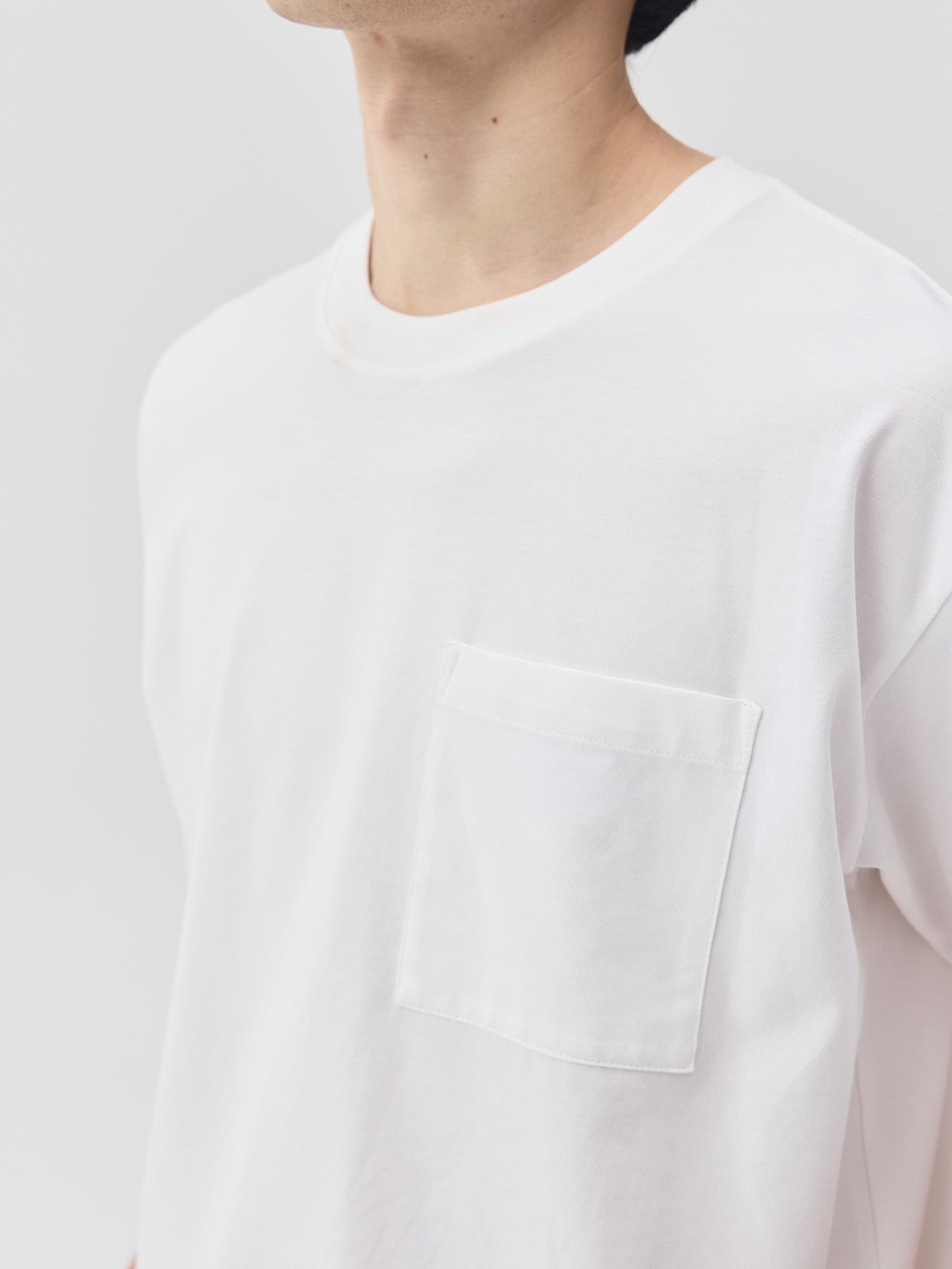 Solid Pocket Short-Sleeve T-Shirt