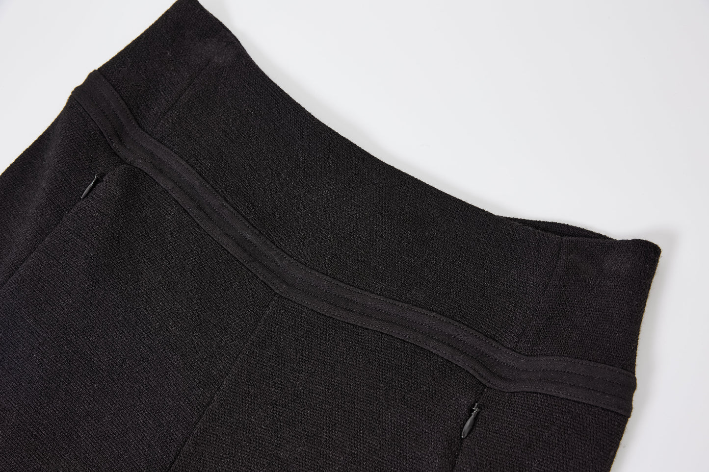 “Comfort Zone” Black