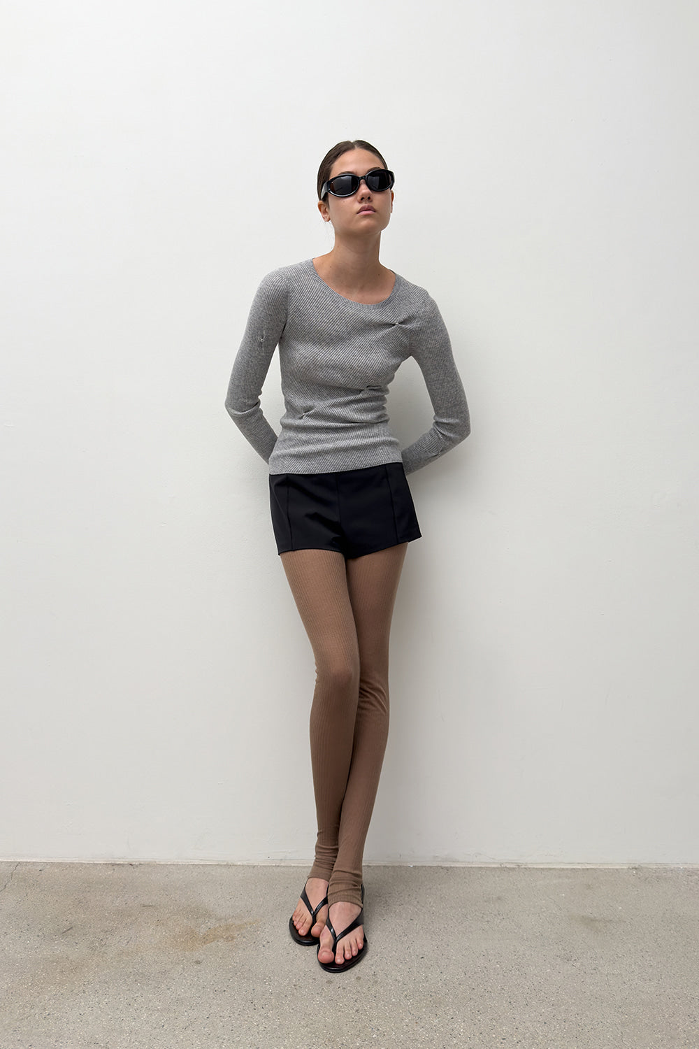 SLIM RIBBED SNAP KNIT