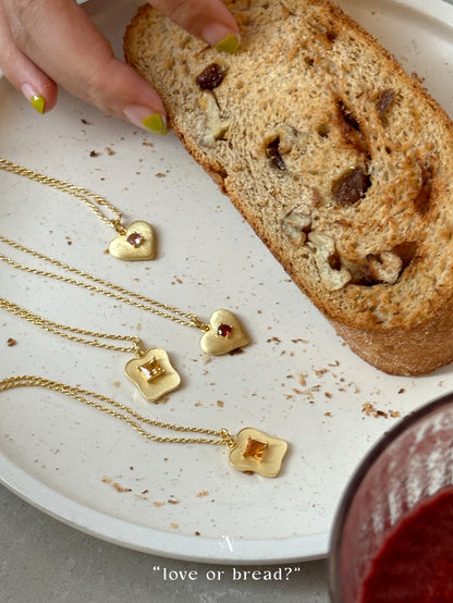 Bread Necklace (18K gold)