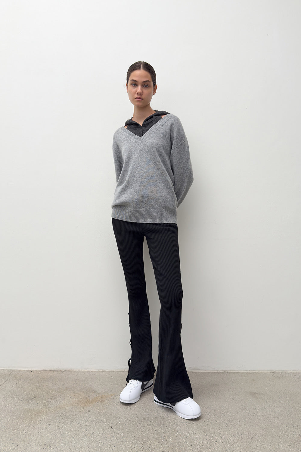 V NECK CASHMERE KNIT