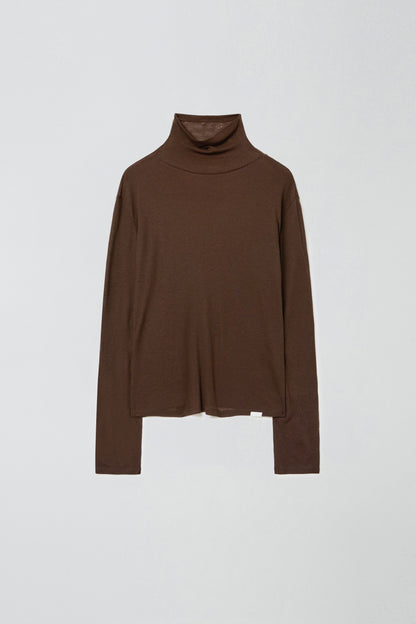BASIC TURTLE NECK TOP LIGHT BROWN