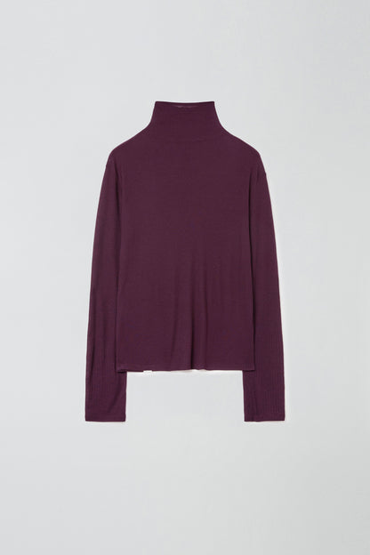 BASIC TURTLE NECK TOP LIGHT PURPLE
