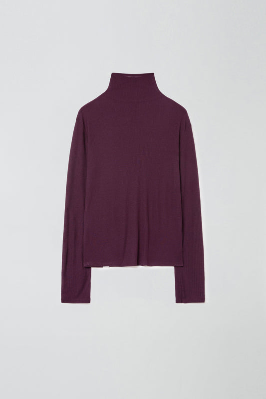 BASIC TURTLE NECK TOP LIGHT PURPLE