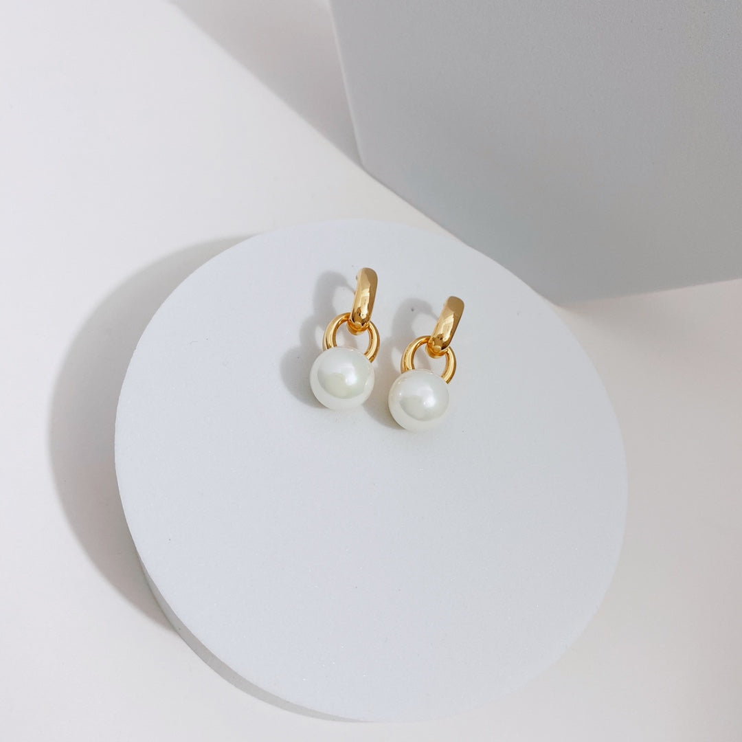 Golden Retro Luster Earrings