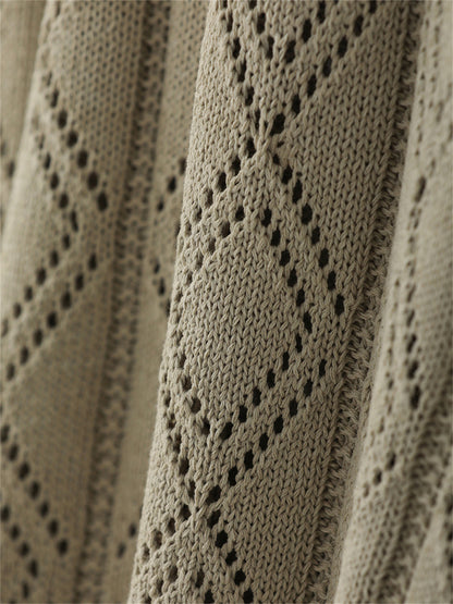 CROCHET SLEEVELESS SWEATER