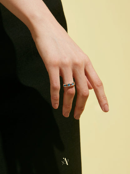 Equilibrium Ring