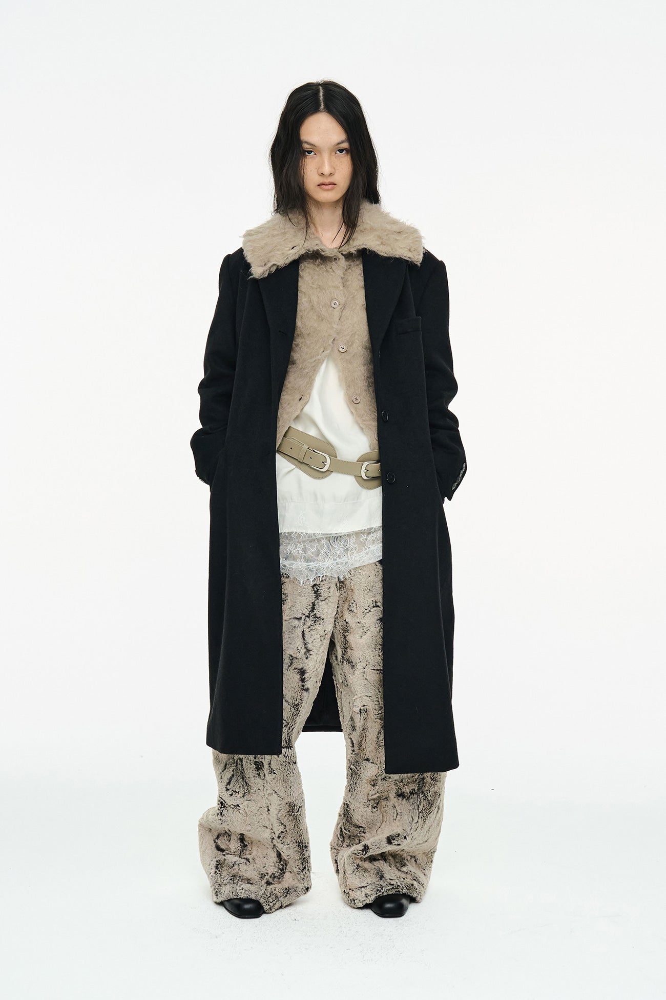 HAIRY COLLAR CARDIGAN / BEIGE