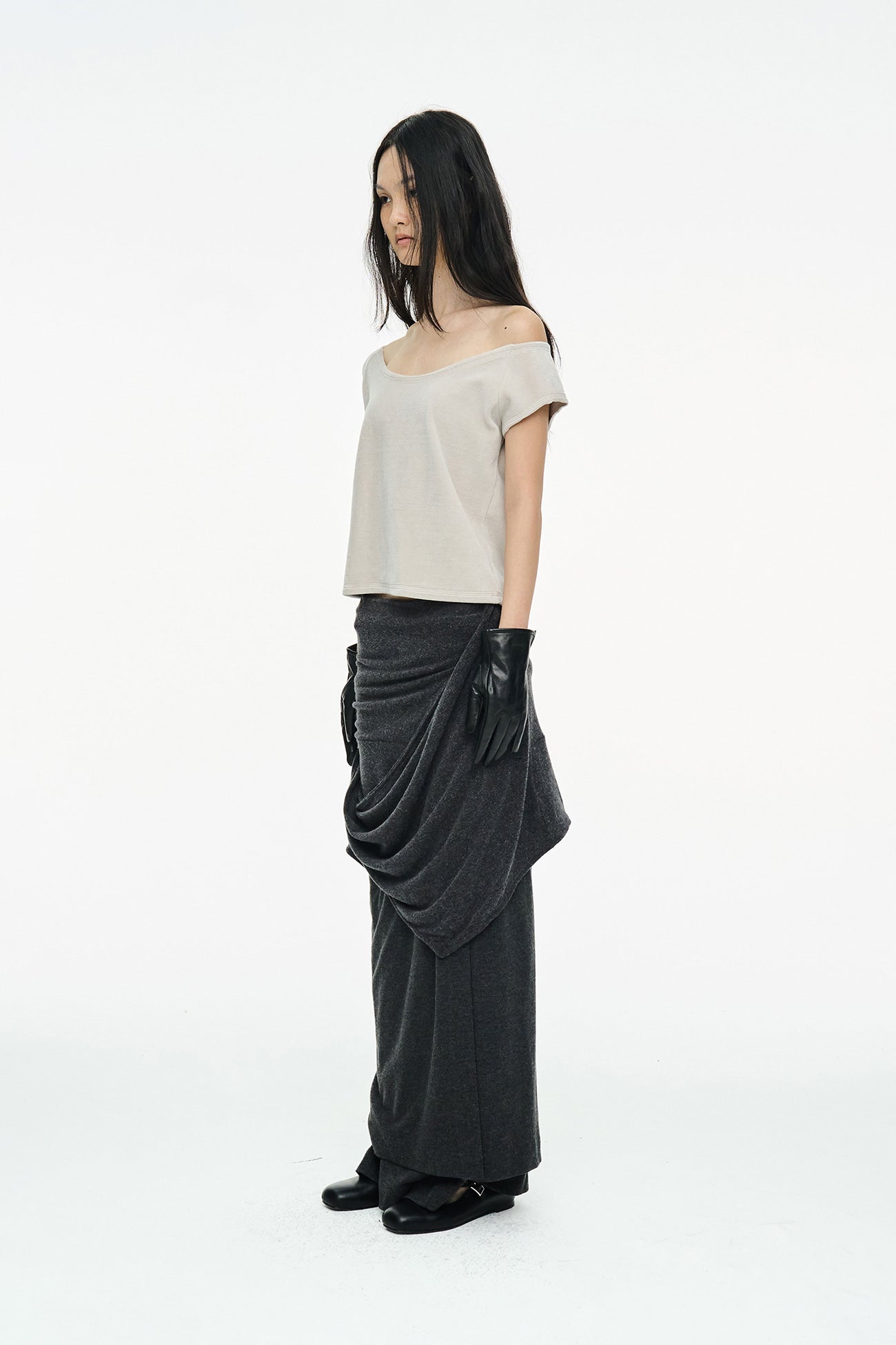 DRAPE LONG SKIRT / CHARCOAL