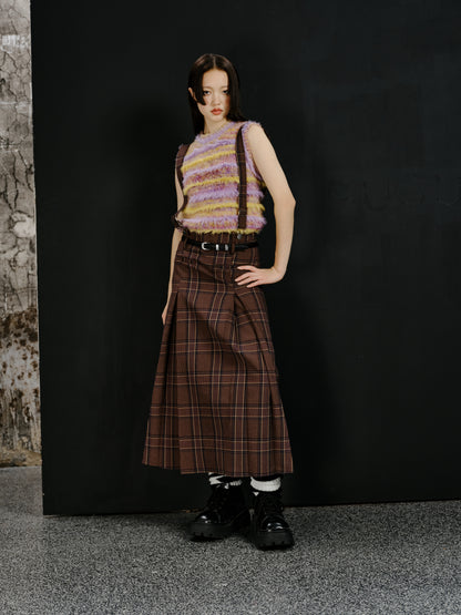 Heart belt decorated pleated plaid suspender skirt (comes with a belt)