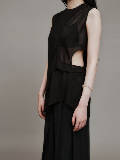 Irregular Hollowed-out Top