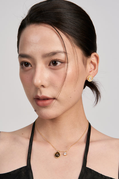 Woven Light Stud Earrings (Gold)