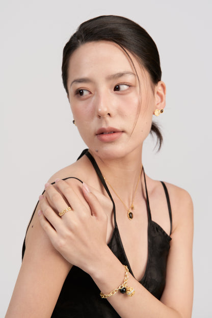 Vine-Set Ring（Gold）