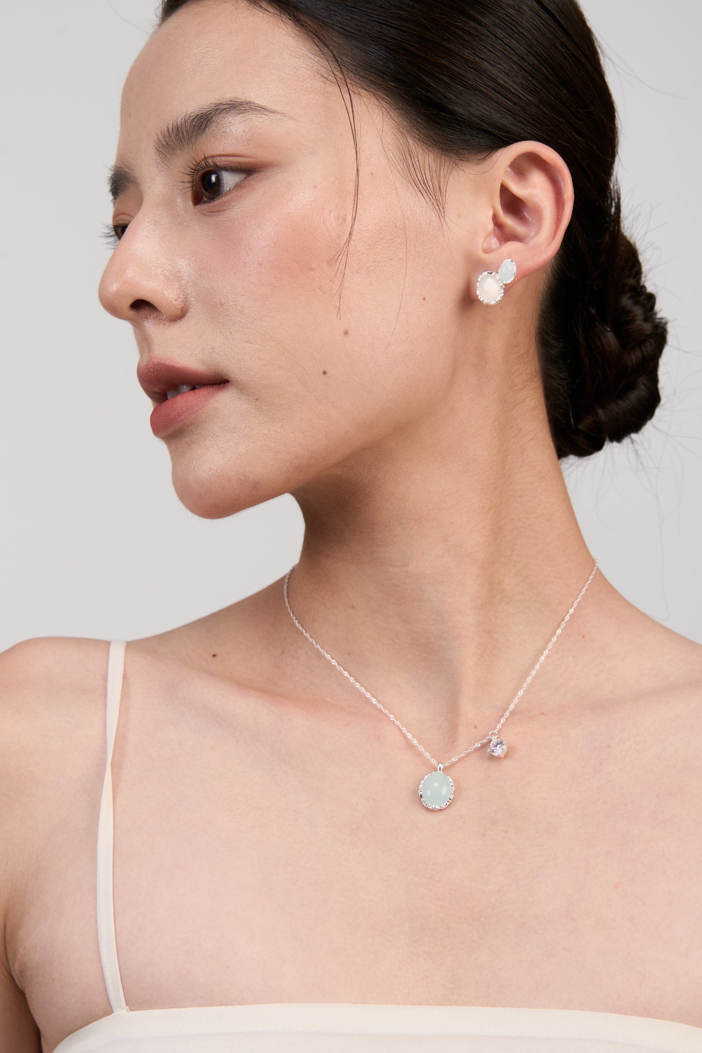 Vine-Set Necklace · Ethereal Void