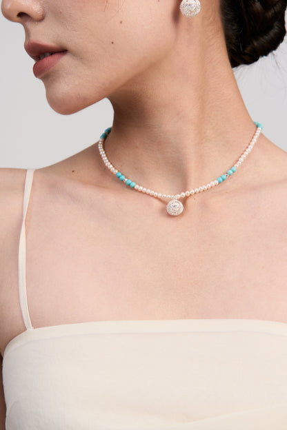 Vine-Set Pearl Short Necklac