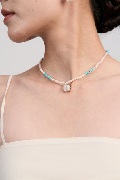 Vine-Set Pearl Short Necklac