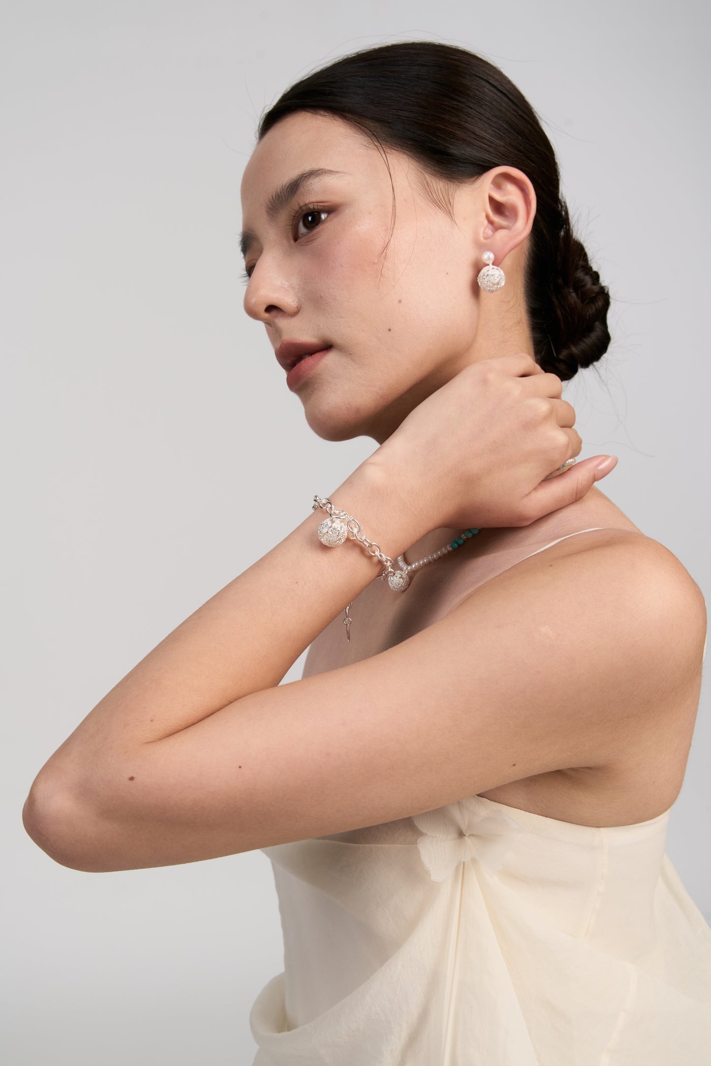 Dense-Pattern Vine Bracelet · Ethereal Void (Silver)