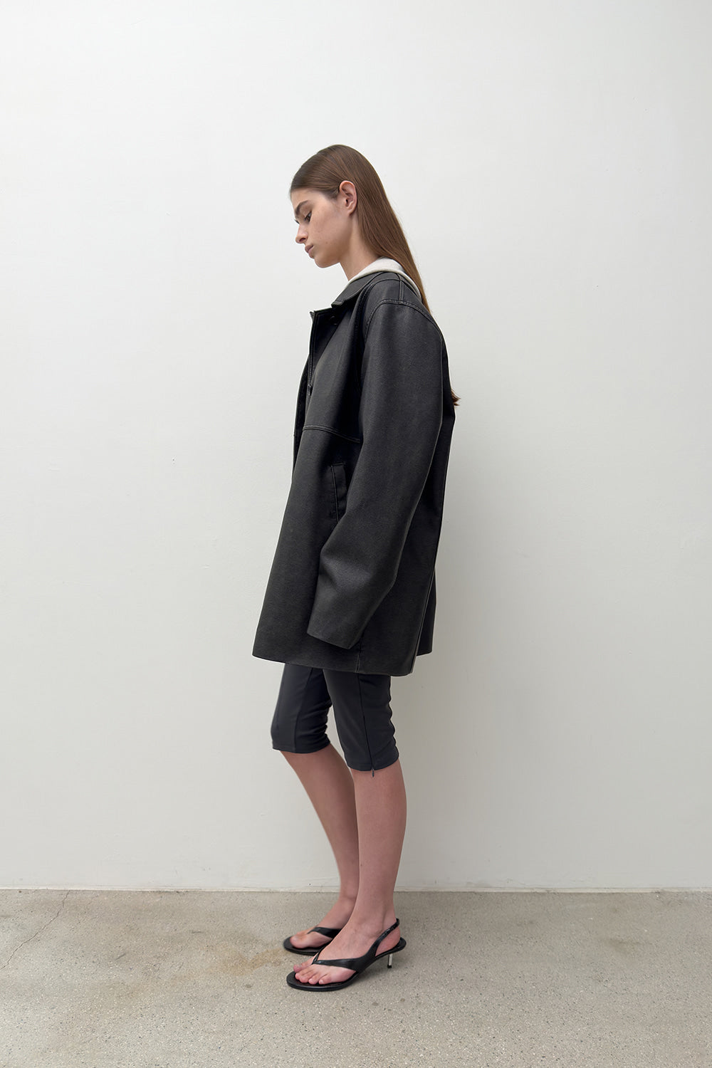 BUTTONED LEATHER JACKET