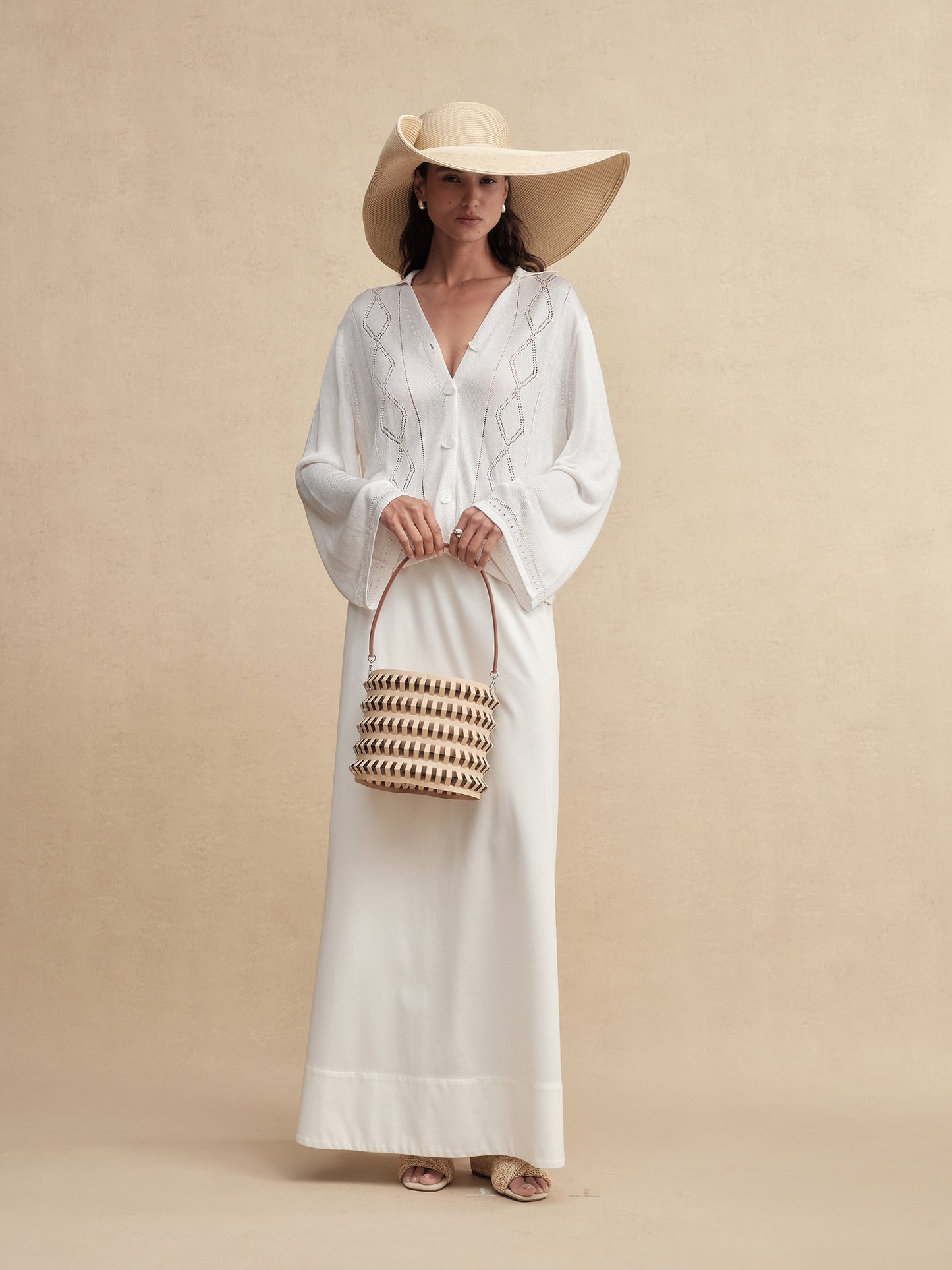 Streamlined Oversized Wide Brim Sun Hat