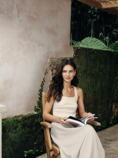 Timeless Capsule Classic Minimalist I-Back Panel Maxi Dress