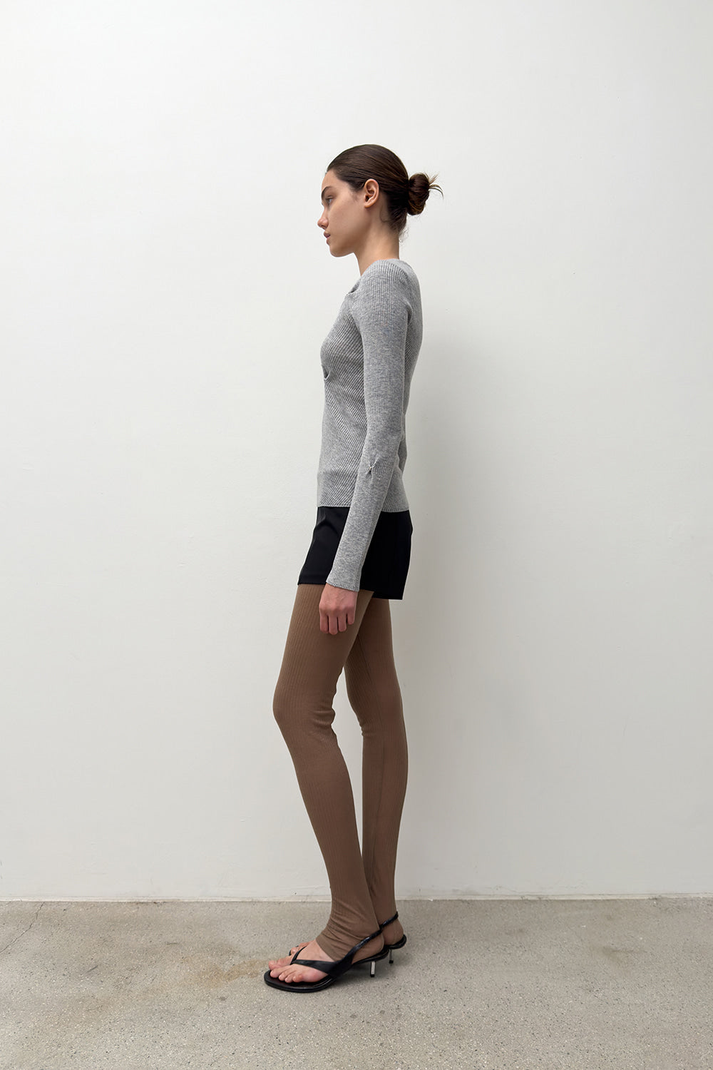 SLIM RIBBED SNAP KNIT