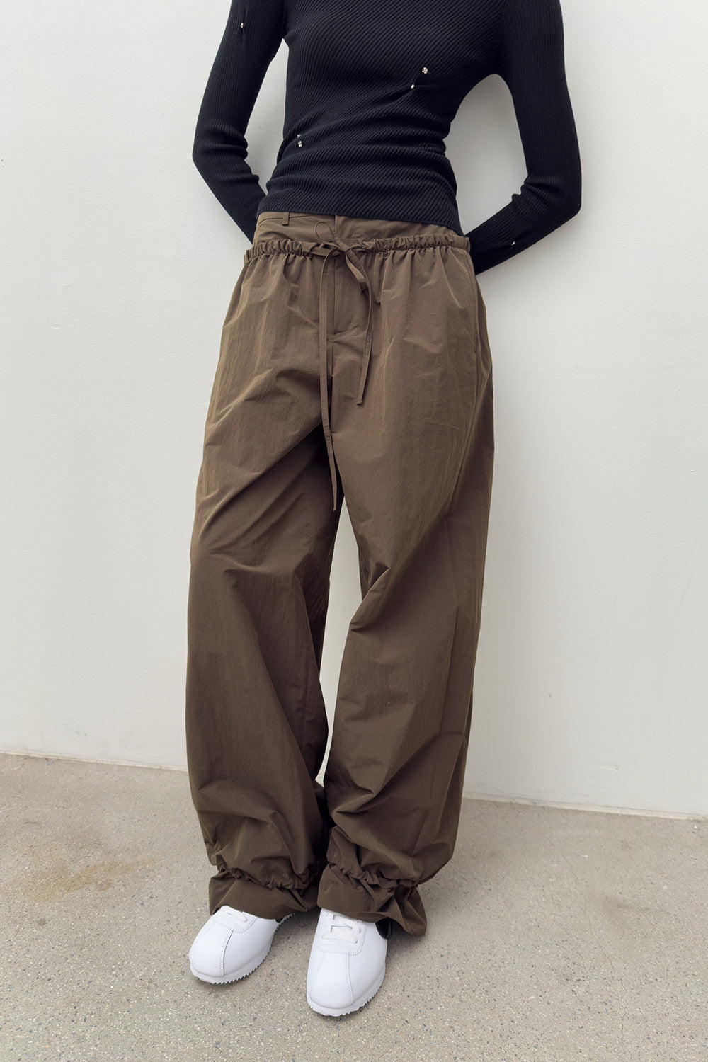 SLIM RIBBED SNAP KNIT BLACK