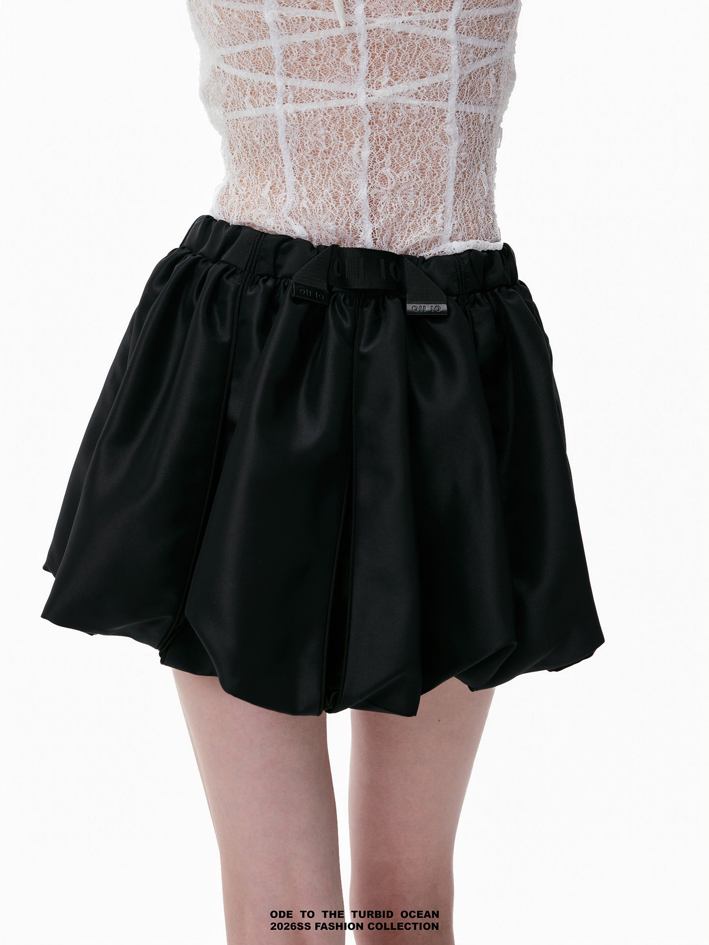 ODE TO THE TURBID OCEAN Acetate Satin Pleated Skirt, Combed Cotton Edge Loose Elastic Short Skirt