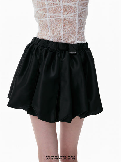 ODE TO THE TURBID OCEAN Acetate Satin Pleated Skirt, Combed Cotton Edge Loose Elastic Short Skirt