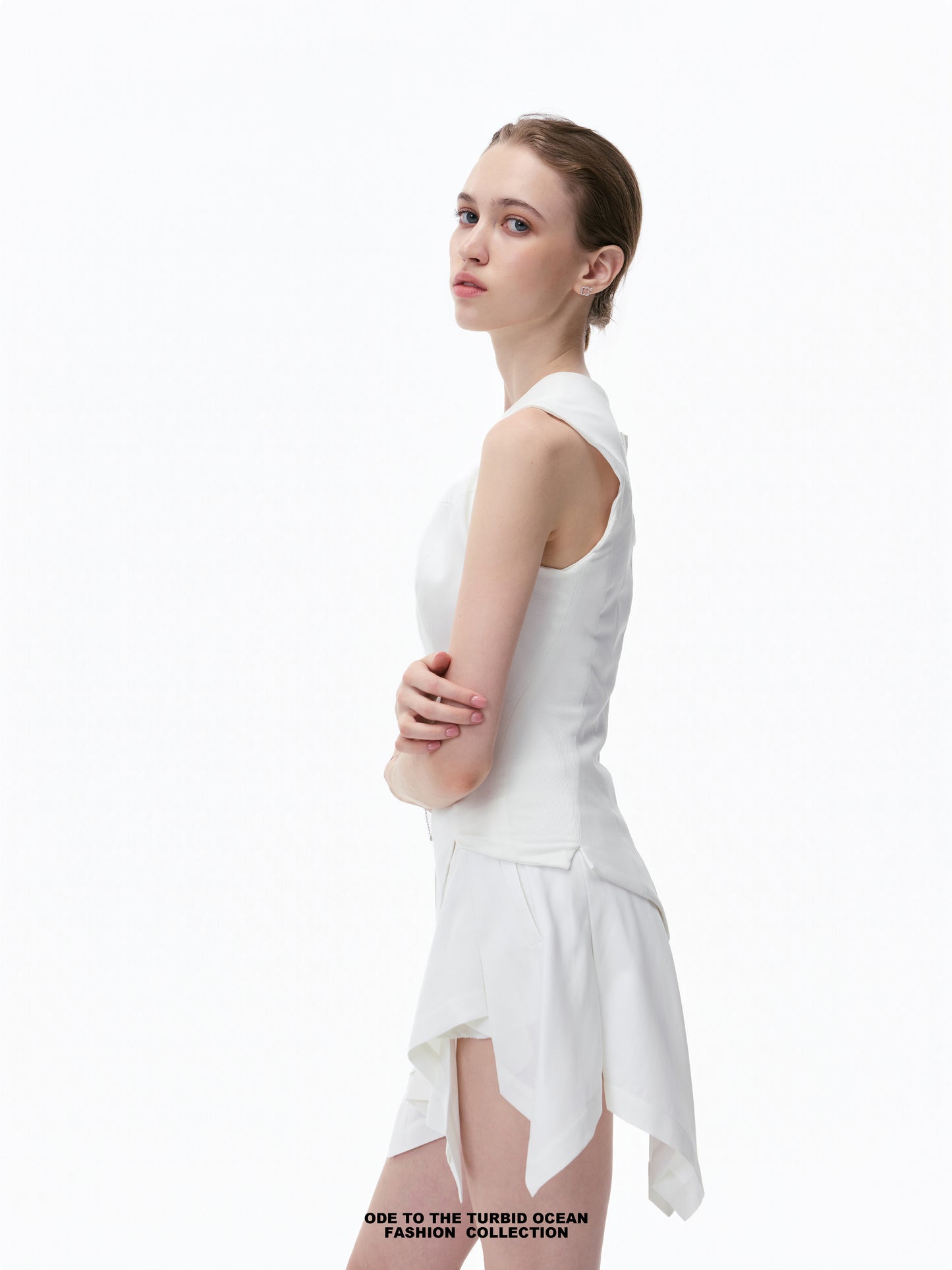 Luxury Slim-Fit Spliced Sleeveless Top, Original Design, Armpit Coverage, Summer Vest
