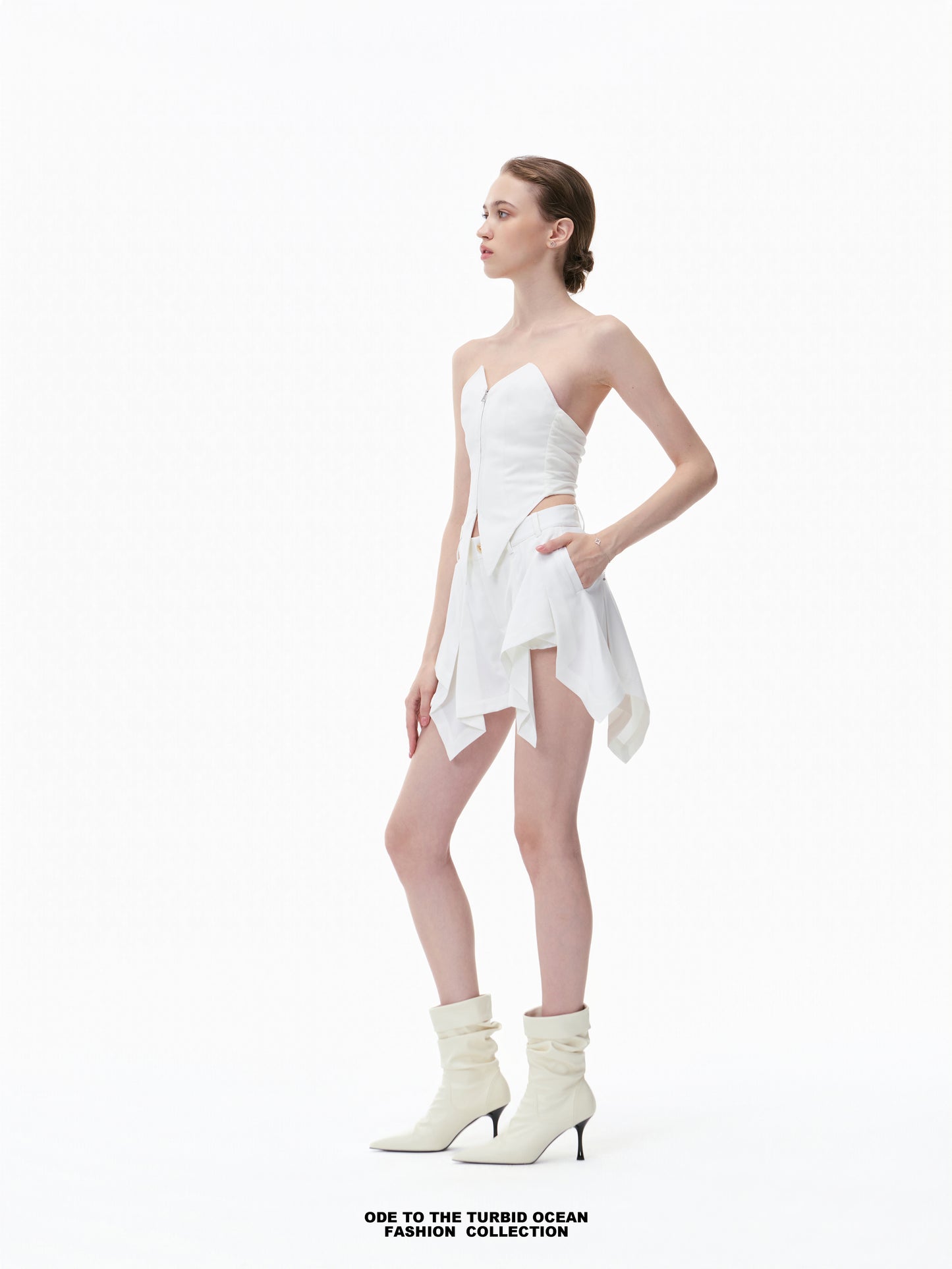 Luxury Strapless Bustier, Waist-Cinching & Slim Fit, Original Design, Elegant Summer Top