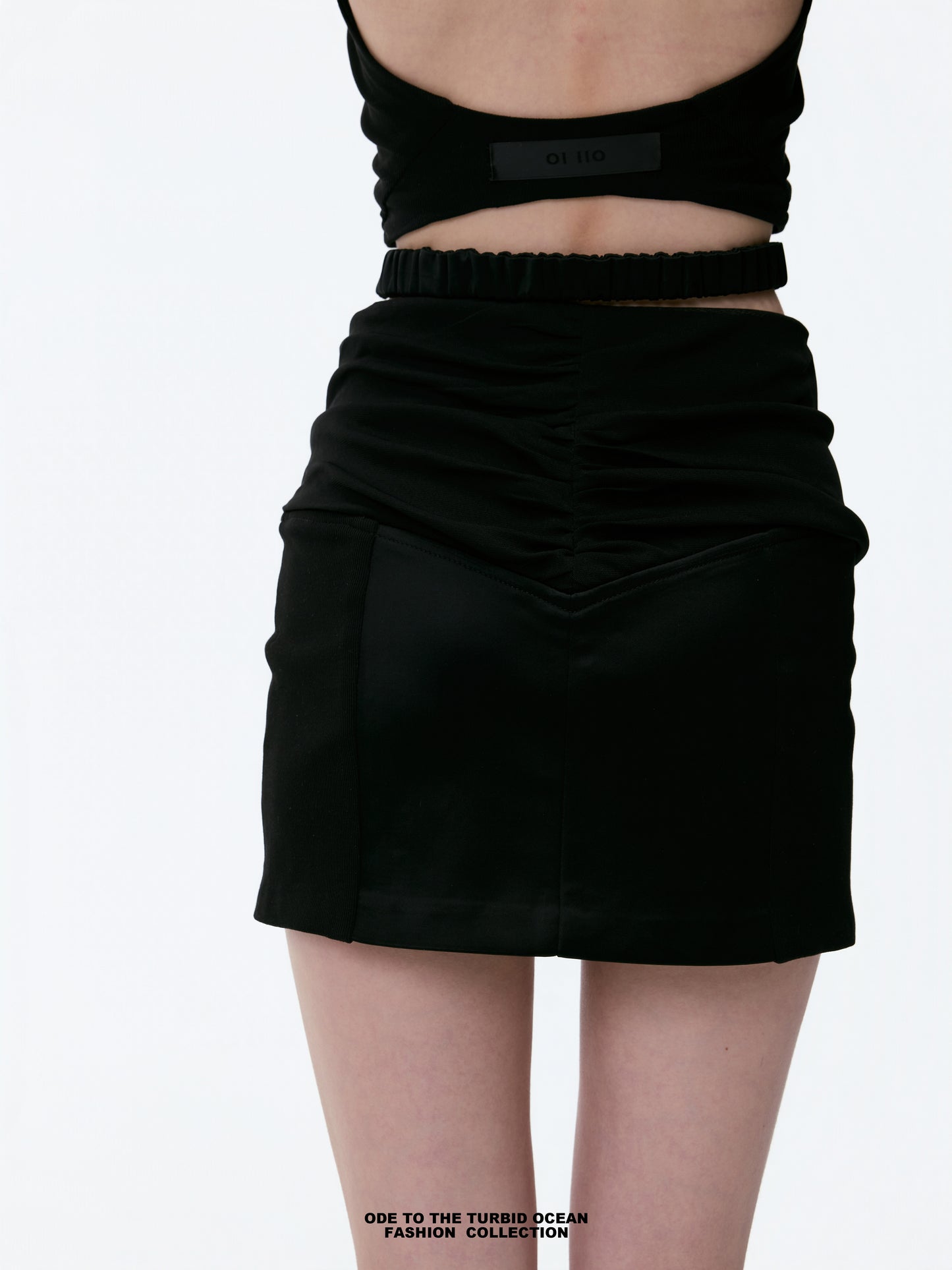 Luxury Black Wool-Blend Pleated Skirt