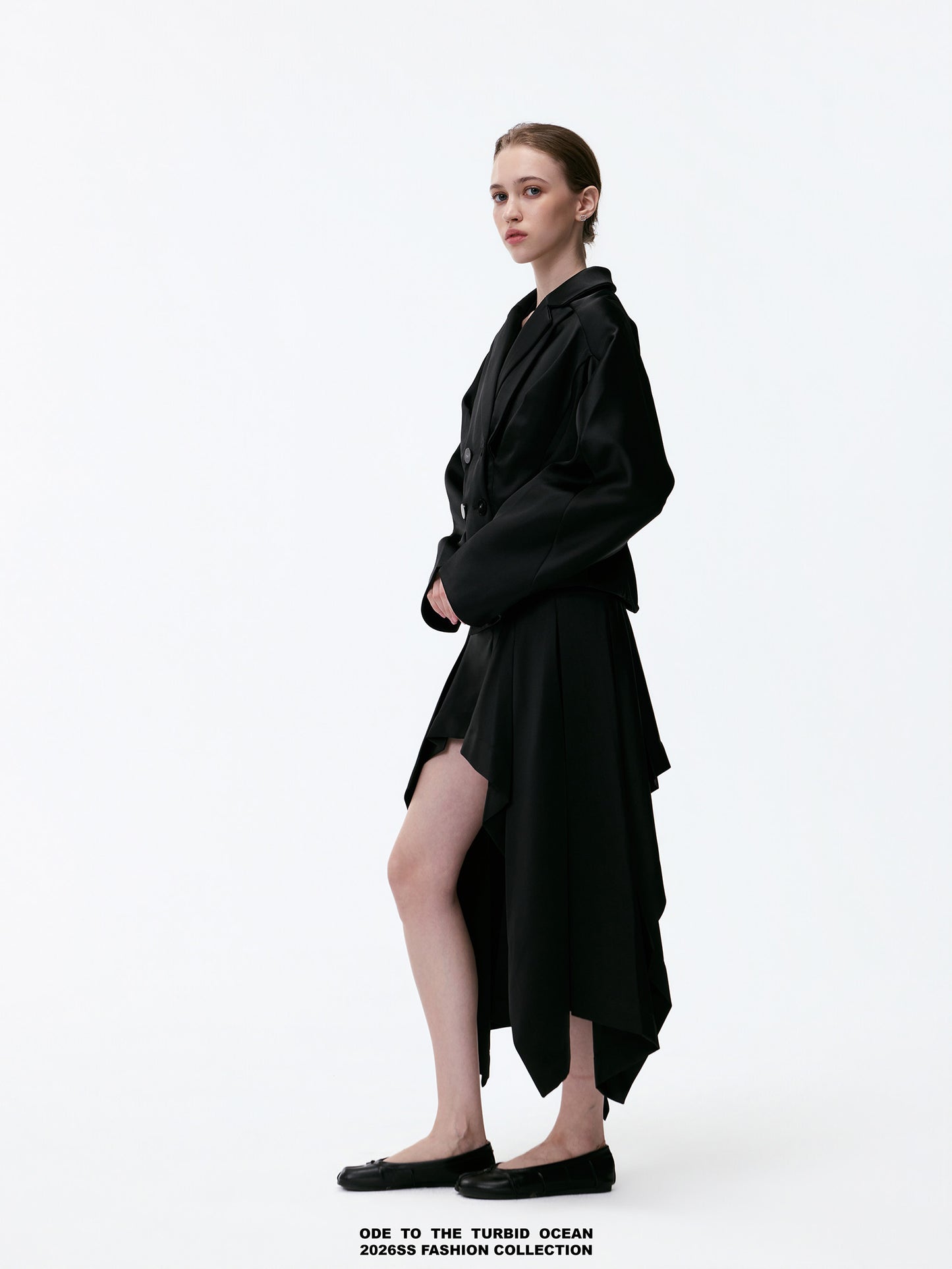 ODE TO THE TURBID OCEAN Textured Ruffled Black Glossy 3D Cropped Jacket