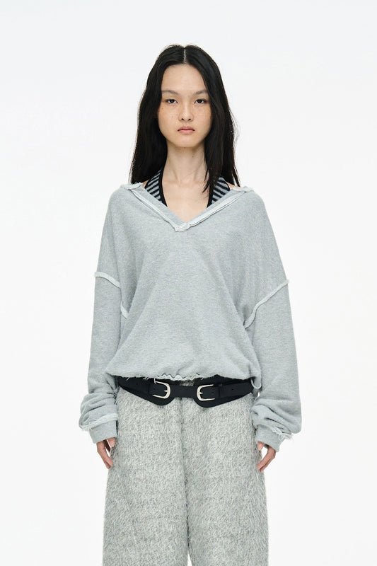 FURRY V-NECK SWEATSHIRT / GRAY