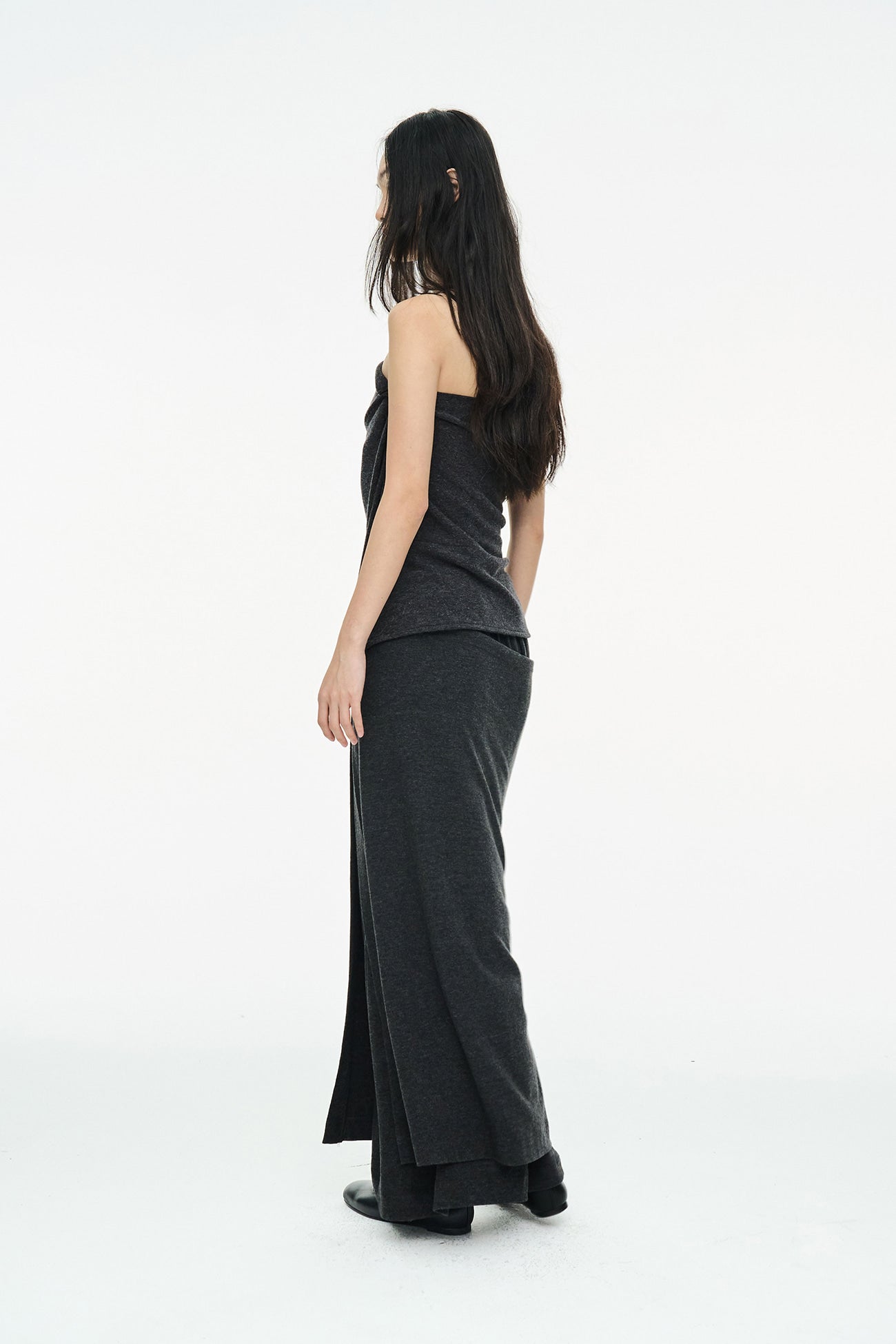DRAPE LONG SKIRT / CHARCOAL